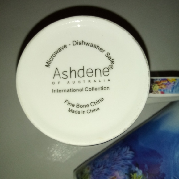 2 Ashdene of Australia Dolphin Tea Cups - Picture 3 of 5